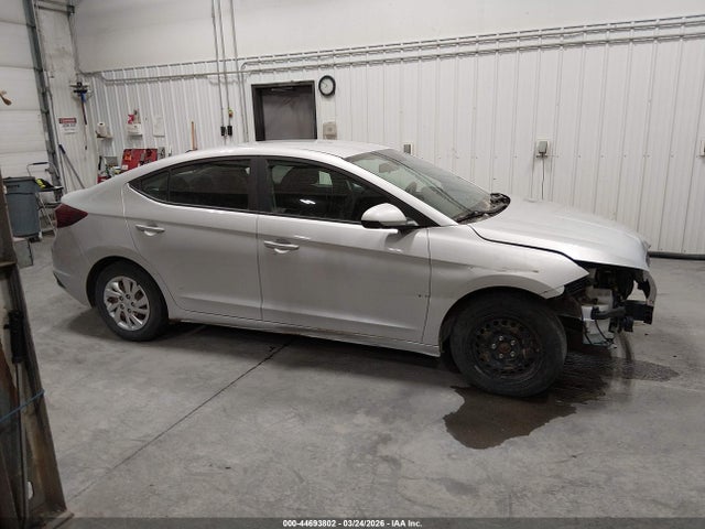 Hyundai ELANTRA SE 2019 5NPD74LFXKH468229 Image 14