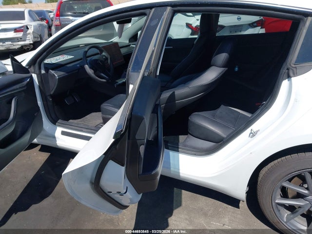 Aukcja sprzedaży 2023 Tesla Model 3 Rear-wheel Drive, vin: 5YJ3E1EA2PF413944, numer aukcji: 44693845