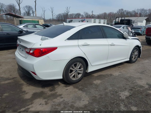 Продажа на аукционе авто 2014 Hyundai Sonata Gls, vin: 5NPEB4AC9EH824766, номер лота: 44693869