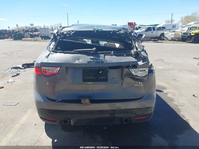 SADCM2FV6JA254957 Jaguar F-PACE S