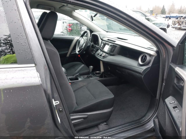 Toyota RAV4 LE 2016 2T3BFREV8GW434429 Image 18