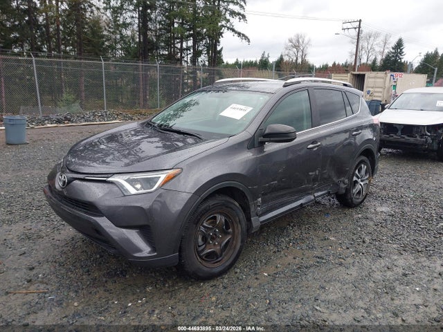 Toyota RAV4 LE 2016 2T3BFREV8GW434429 Image 2