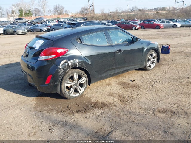 KMHTC6AD1HU321523 Hyundai Veloster Value Edition