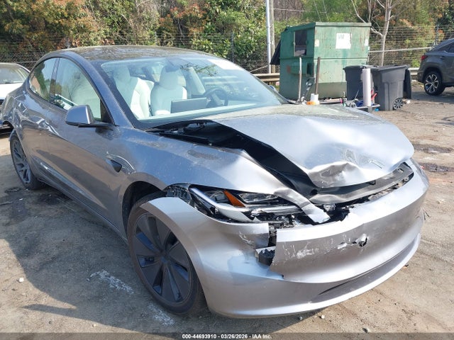 Aukcja sprzedaży 2025 Tesla Model 3 Long Range All-wheel Drive, vin: 5YJ3E1EB6SF882438, numer aukcji: 44693910