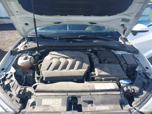 2017 AUDI A3 WAUAUGFF9H1035751 Photo 9