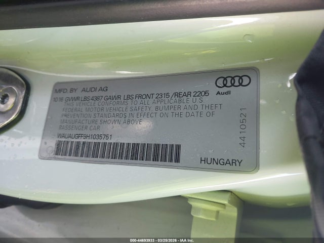 2017 AUDI A3 WAUAUGFF9H1035751 Photo 8