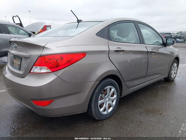 2013 HYUNDAI ACCENT KMHCT4AE7DU585448 Photo 3