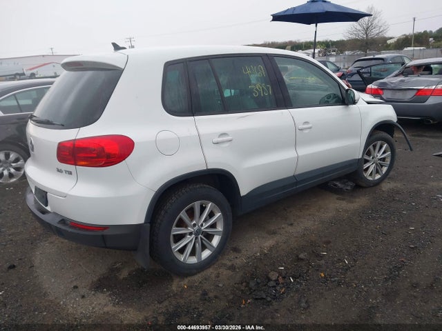 Продаж на аукціоні авто 2014 Volkswagen Tiguan Se, vin: WVGAV3AX1EW623047, номер лоту: 44693957