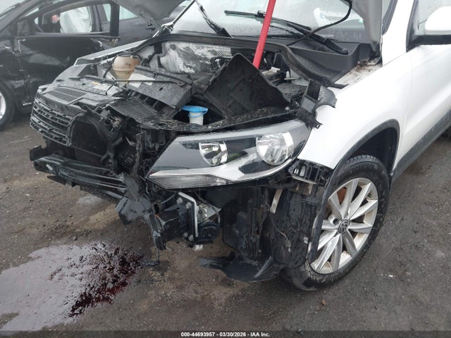 Продаж на аукціоні авто 2014 Volkswagen Tiguan Se, vin: WVGAV3AX1EW623047, номер лоту: 44693957