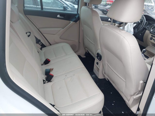 Продаж на аукціоні авто 2014 Volkswagen Tiguan Se, vin: WVGAV3AX1EW623047, номер лоту: 44693957
