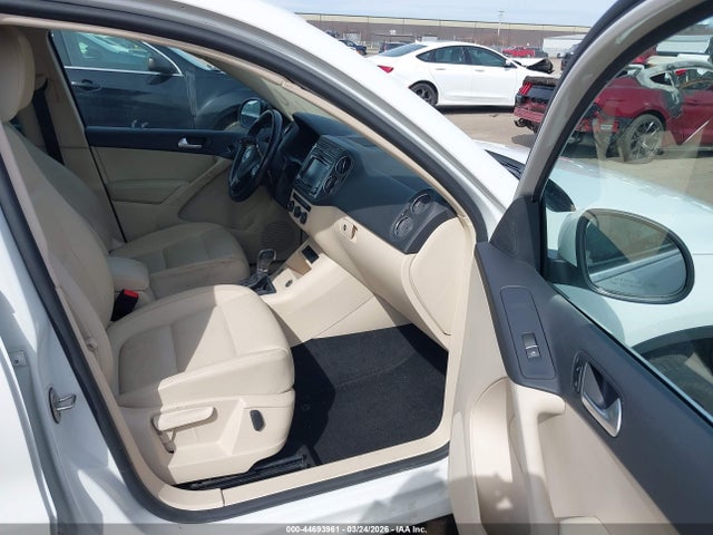 Продаж на аукціоні авто 2015 Volkswagen Tiguan Se, vin: WVGBV7AX2FW539199, номер лоту: 44693961