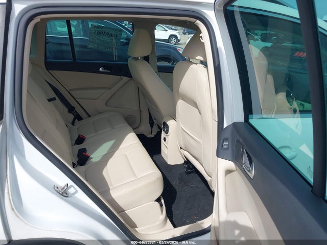 Продаж на аукціоні авто 2015 Volkswagen Tiguan Se, vin: WVGBV7AX2FW539199, номер лоту: 44693961