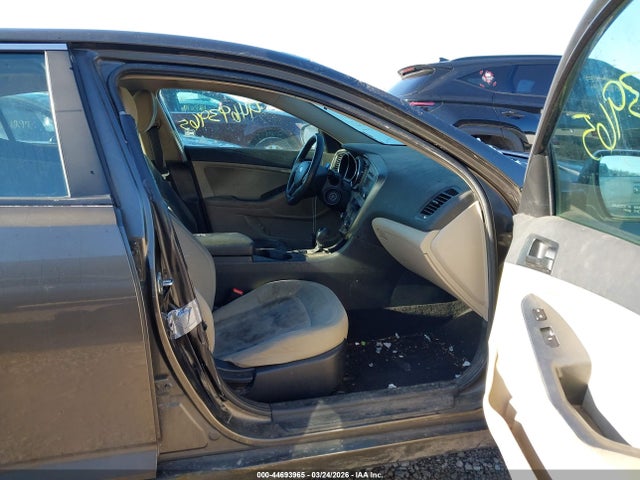 2011 KIA OPTIMA KNAGM4A75B5075205 Photo 4