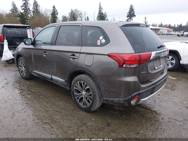 2016 MITSUBISHI OUTLANDER JA4AD2A35GZ056500 Photo 2