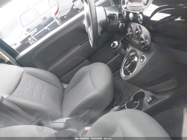 2015 FIAT 500 3C3CFFAR8FT681035 Photo 4