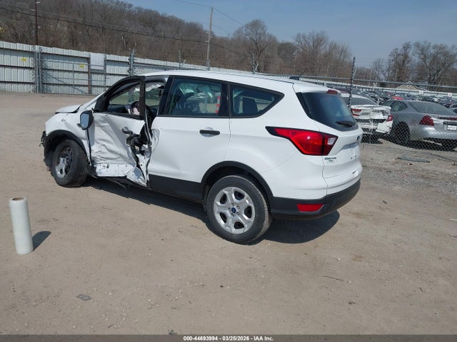 Продаж на аукціоні авто 2019 Ford Escape S, vin: 1FMCU0F73KUB14197, номер лоту: 44693994