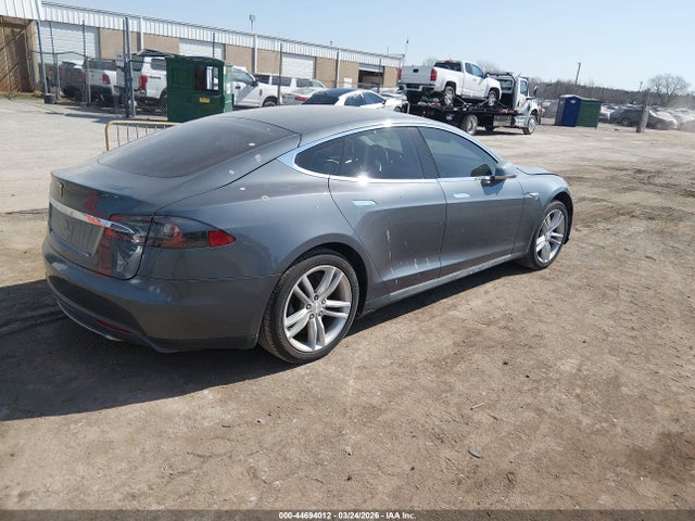 2014 TESLA MODEL S 5YJSA1H14EFP35789 Photo 3