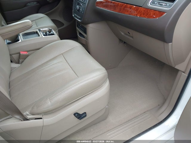 2016 CHRYSLER TOWN & COUNTRY 2C4RC1CG2GR191160 Photo 4