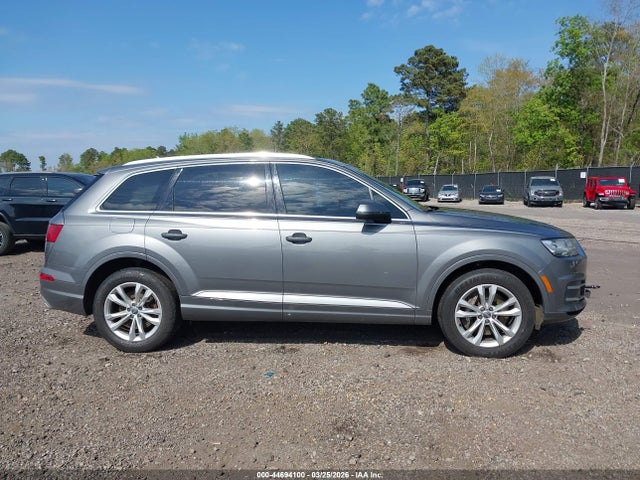 44694100 :رقم المزاد ، WA1LAAF7XHD028875 vin ، 2017 Audi Q7 3.0t Premium مزاد بيع