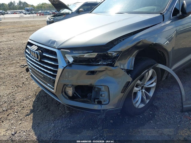 44694100 :رقم المزاد ، WA1LAAF7XHD028875 vin ، 2017 Audi Q7 3.0t Premium مزاد بيع