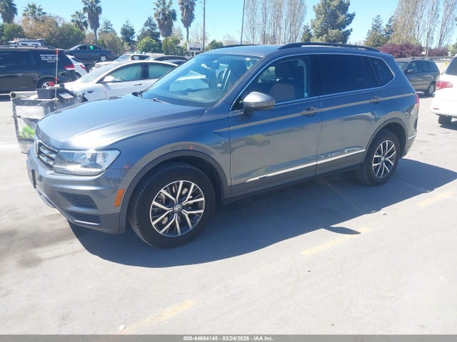 3VV2B7AX1JM203180 Volkswagen Tiguan 2.0t Se/2.0t Sel