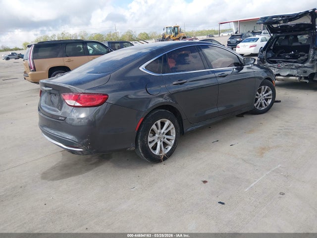 Chrysler 200 Limited 2015 1C3CCCAB7FN750467 Image 4