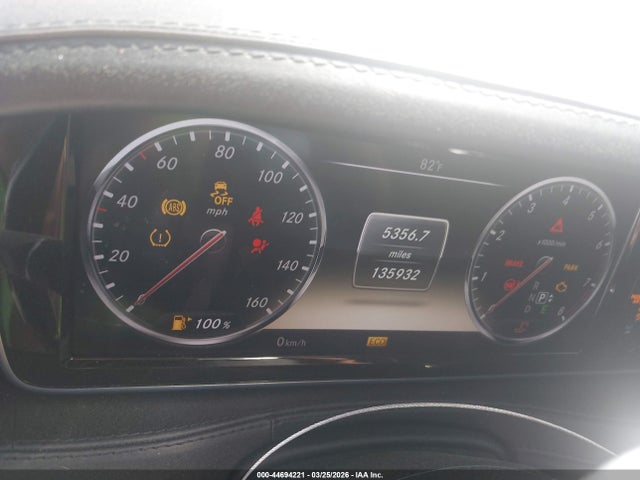 44694221 :رقم المزاد ، WDDUG8FB3EA061581 vin ، 2014 Mercedes-benz S 550 4matic مزاد بيع