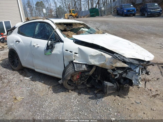 2019 MASERATI LEVANTE ZN661XUS4KX328204