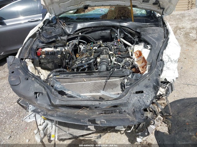 2019 MASERATI LEVANTE ZN661XUS4KX328204 Photo 5