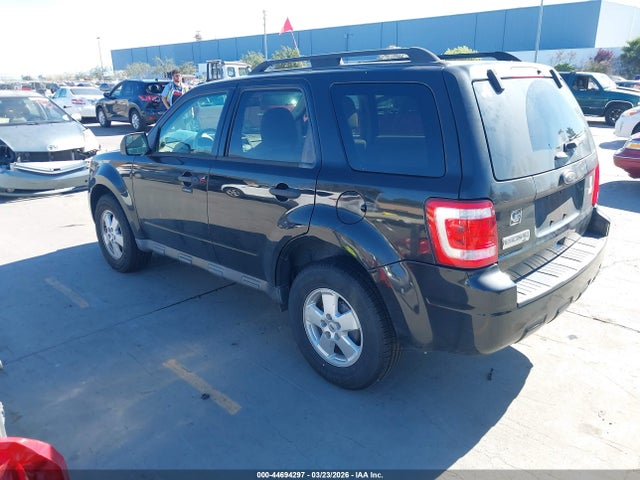 44694297 :رقم المزاد ، 1FMCU0D77BKB65586 vin ، 2011 Ford Escape Xlt مزاد بيع