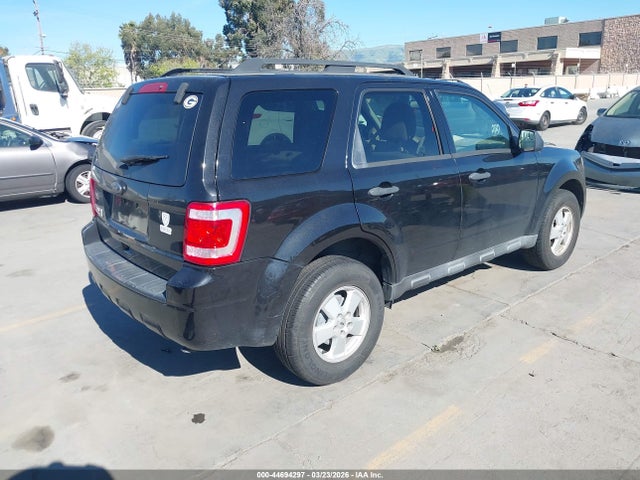 44694297 :رقم المزاد ، 1FMCU0D77BKB65586 vin ، 2011 Ford Escape Xlt مزاد بيع