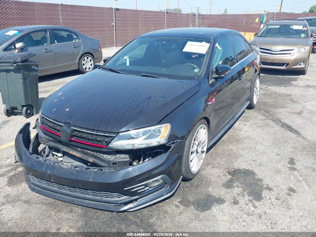 3VW4T7AJ7GM226419 Volkswagen Jetta 2.0t Gli Se
