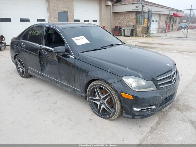 Продажа на аукционе авто 2014 Mercedes-benz C 300 Sport 4matic, vin: WDDGF8AB3ER303259, номер лота: 44694305