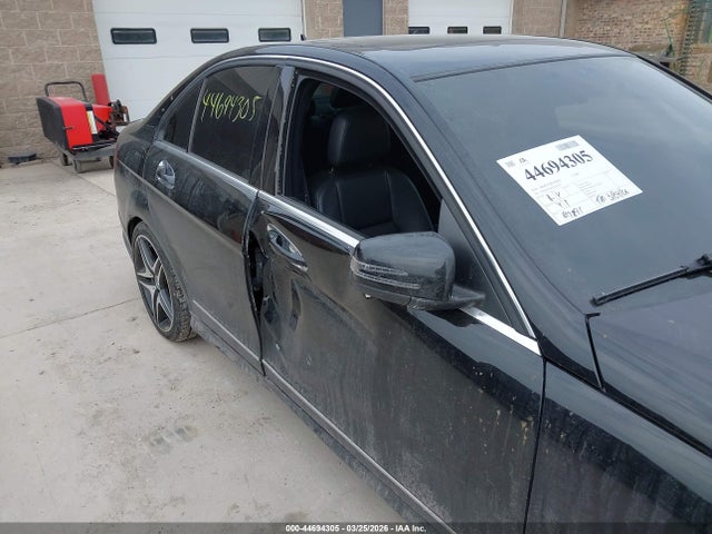 Продажа на аукционе авто 2014 Mercedes-benz C 300 Sport 4matic, vin: WDDGF8AB3ER303259, номер лота: 44694305