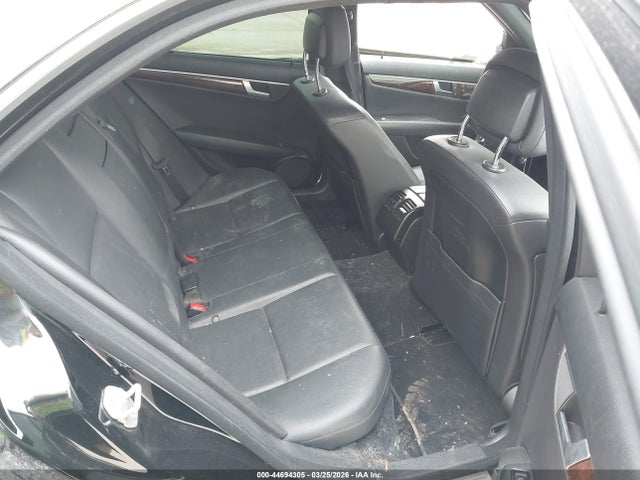 Auction sale of the 2014 Mercedes-benz C 300 Sport 4matic, vin: WDDGF8AB3ER303259, lot number: 44694305