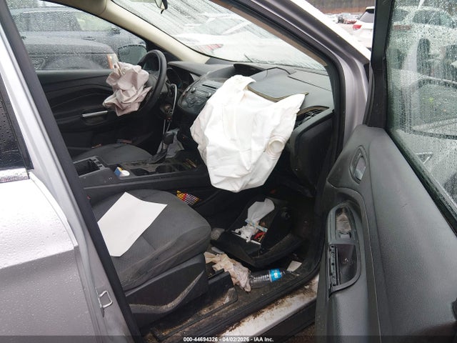 Ford ESCAPE SE 2017 1FMCU9GD7HUA86356 Image 5
