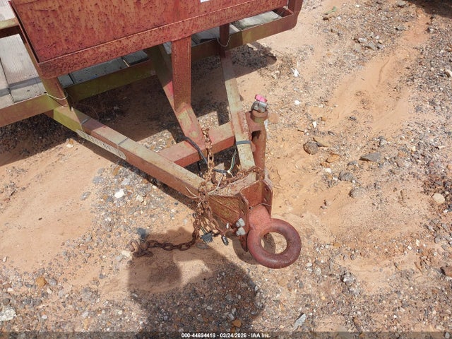 44694418 :رقم المزاد ، 4C0FS10119A000227 vin ، 2009 Trailer Holt Mfg مزاد بيع