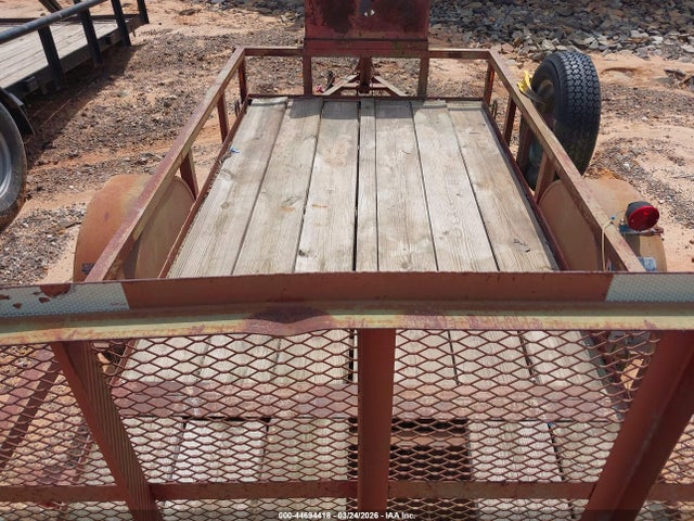44694418 :رقم المزاد ، 4C0FS10119A000227 vin ، 2009 Trailer Holt Mfg مزاد بيع