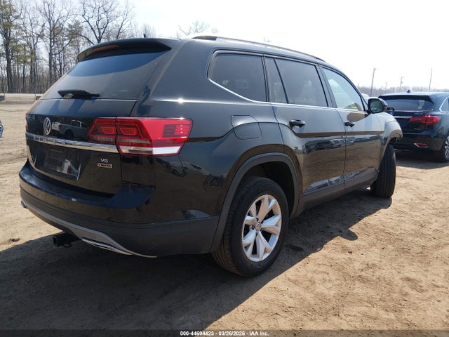 2018 Volkswagen Atlas 3.6l V6 Se/3.6l V6 Se W/technology მანქანა იყიდება აუქციონზე, vin: 1V2LR2CA2JC531931, აუქციონის ნომერი: 44694423