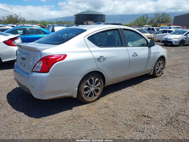 2018 Nissan Versa 1.6 Sv მანქანა იყიდება აუქციონზე, vin: 3N1CN7APXJL831015, აუქციონის ნომერი: 44694528