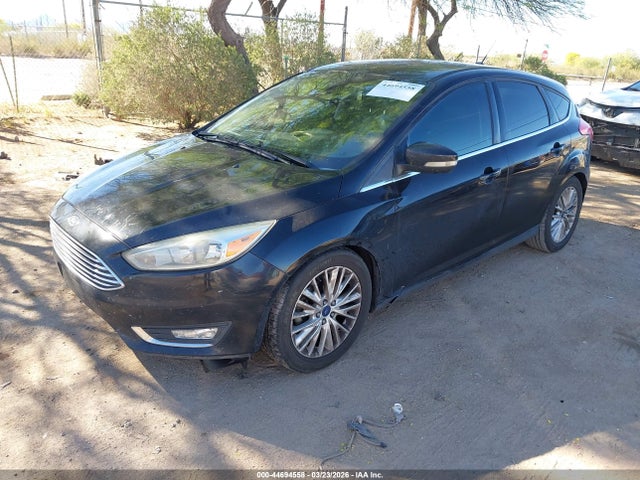 1FADP3N22GL395919 Ford Focus Titanium