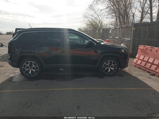 Jeep Compass Limited 4x4 2025 3C4NJDCN1ST603529 Image 13