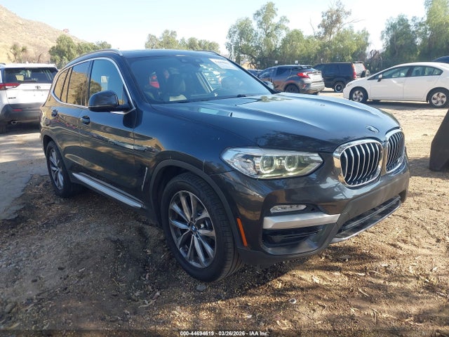 2019 BMW X3 5UXTR7C55KLE93793