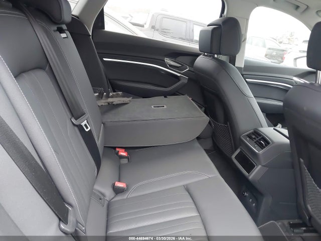 Aukcja sprzedaży 2024 Audi Q8 E-tron Premium Plus Quattro, vin: WA15AAGE4RB050051, numer aukcji: 44694674