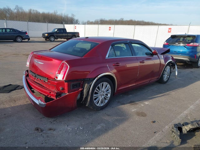 2014 Chrysler 300 მანქანა იყიდება აუქციონზე, vin: 2C3CCARG5EH276577, აუქციონის ნომერი: 44694684