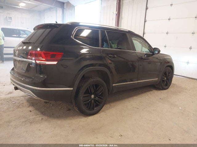 2019 Volkswagen Atlas 3.6l V6 Sel მანქანა იყიდება აუქციონზე, vin: 1V2MR2CA8KC560758, აუქციონის ნომერი: 44694753