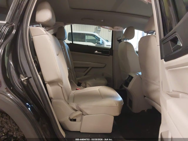 2019 Volkswagen Atlas 3.6l V6 Sel მანქანა იყიდება აუქციონზე, vin: 1V2MR2CA8KC560758, აუქციონის ნომერი: 44694753