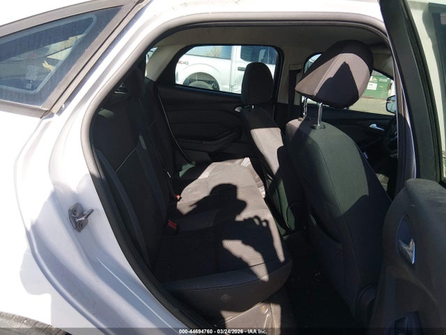 1FADP3F24EL255527 Ford FOCUS SE