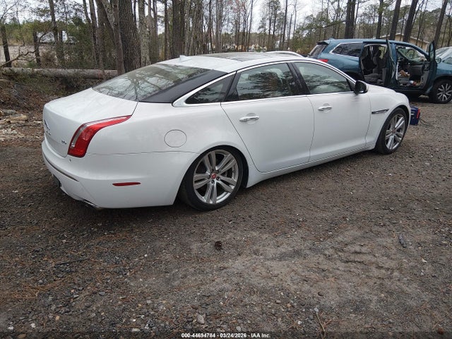 2014 JAGUAR XJ SAJWA2GZ2E8V60801 Photo 3