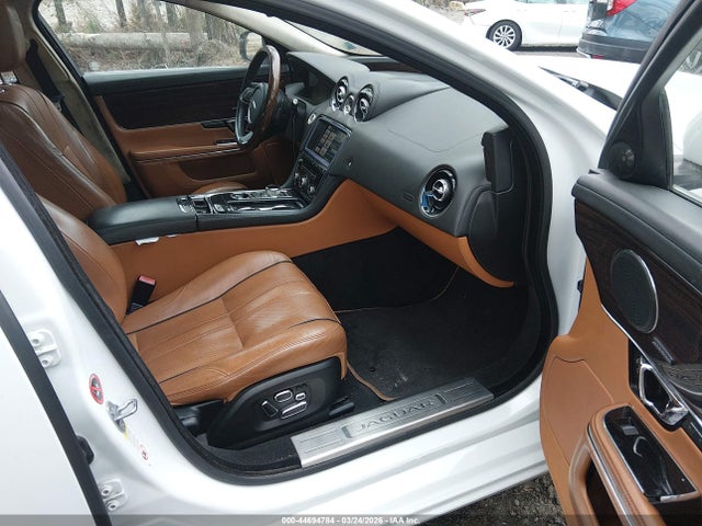 2014 JAGUAR XJ SAJWA2GZ2E8V60801 Photo 4